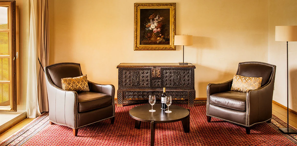 FOTO1-MASTER-SUITE-DESKTOP-1216X600 H1H